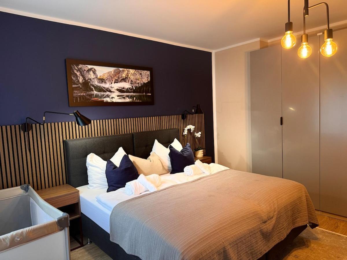 Zentrale Wohnung Direkt Am Hauptbahnhof - Bismarck Düsseldorf Buitenkant foto
