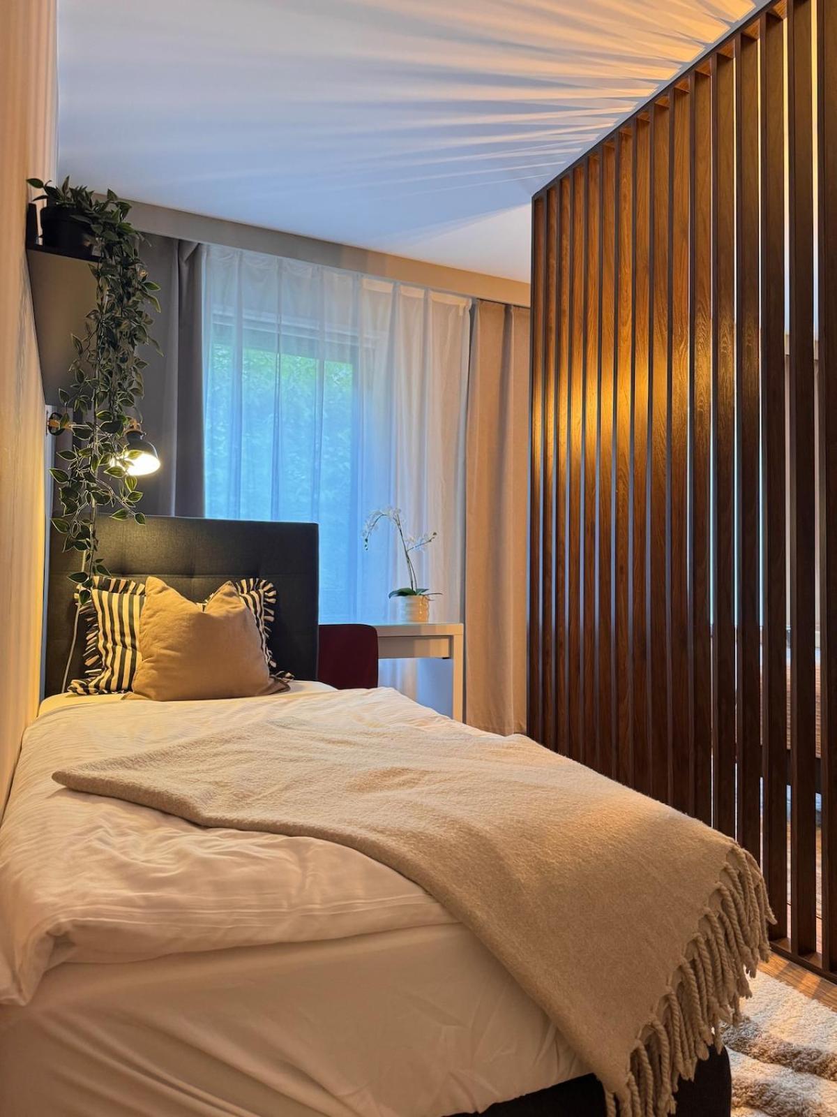Zentrale Wohnung Direkt Am Hauptbahnhof - Bismarck Düsseldorf Buitenkant foto