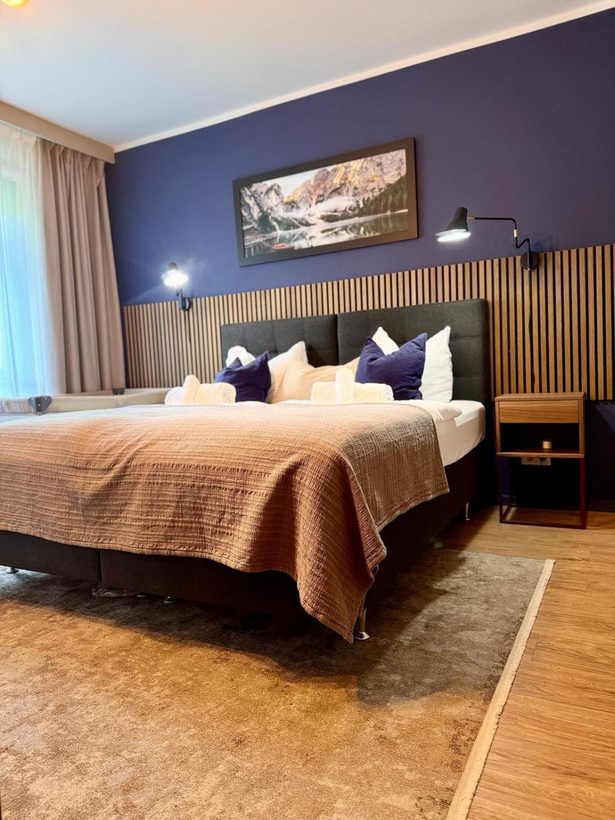 Zentrale Wohnung Direkt Am Hauptbahnhof - Bismarck Düsseldorf Buitenkant foto